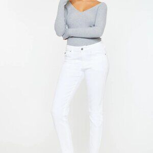 66. Kancan Women's White Mid Rise Ankle Jean Size 9/28